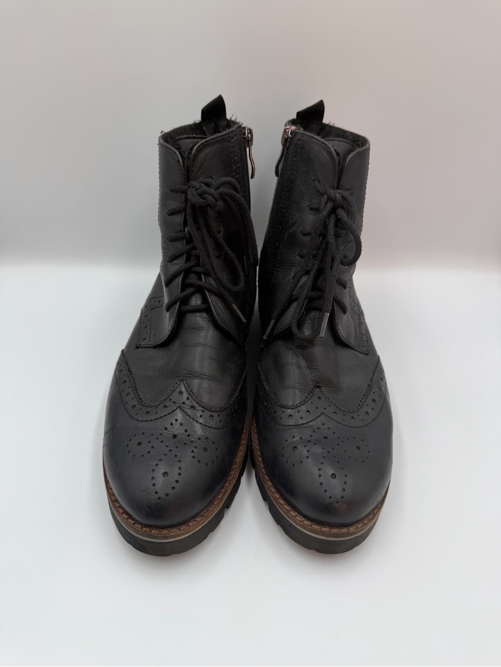 Caprice Leather Wingtip Brogue Boots US 9 EU 40 Dark Academia - Picture 2 of 13